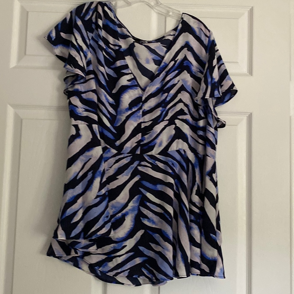 Torrid size 2 black and blue zebra stripes top